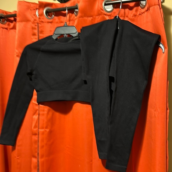 Pants - Cropped athletic set